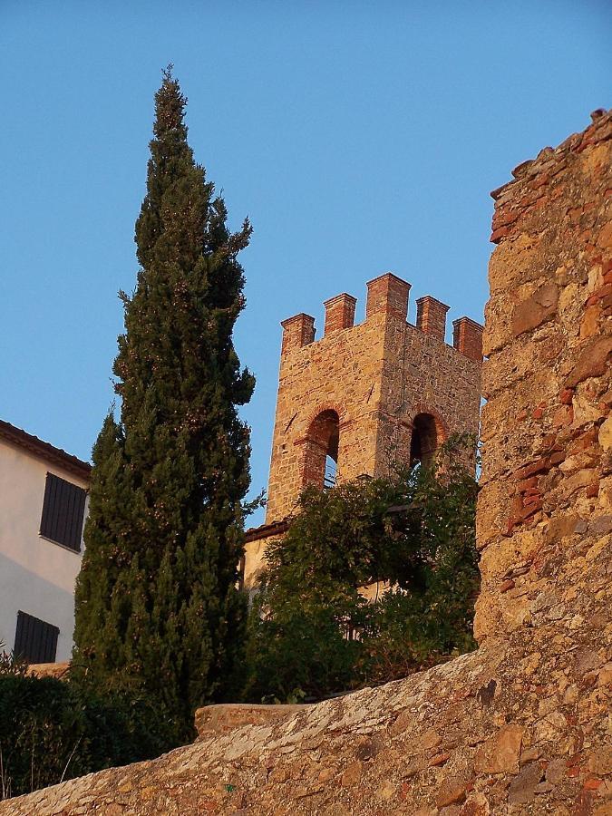 Montepescali Le Logge Casa Vacanze מראה חיצוני תמונה