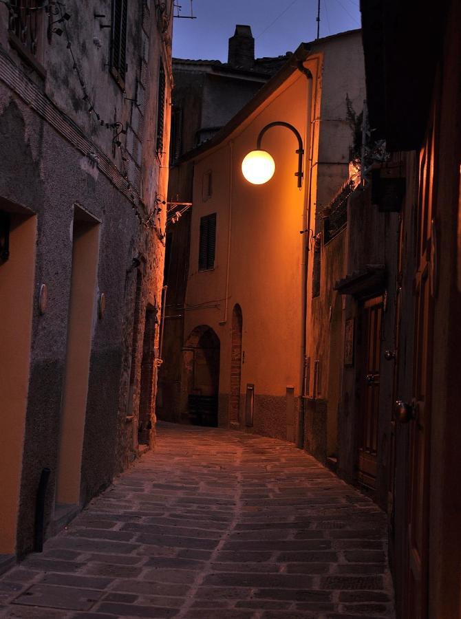 Montepescali Le Logge Casa Vacanze מראה חיצוני תמונה