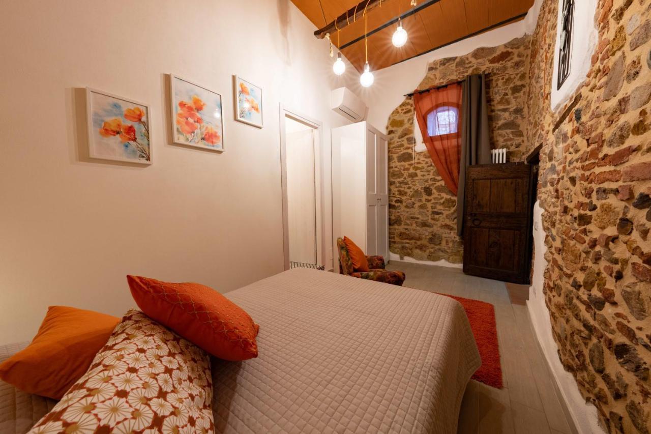 Montepescali Le Logge Casa Vacanze מראה חיצוני תמונה