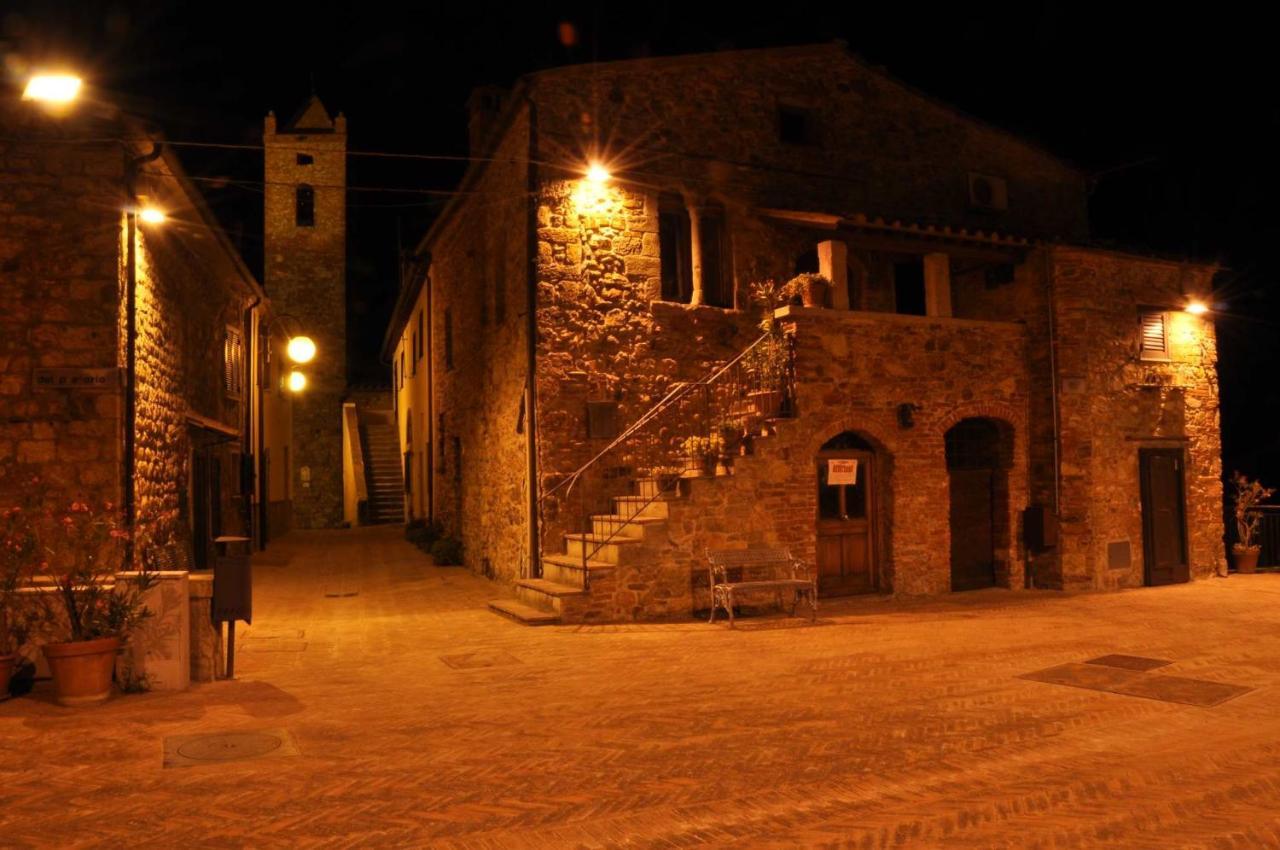 Montepescali Le Logge Casa Vacanze מראה חיצוני תמונה