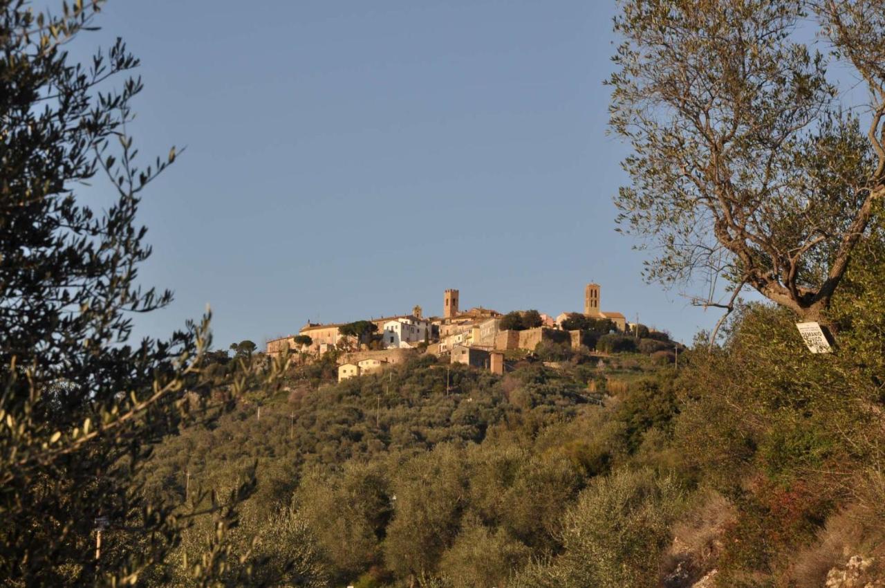 Montepescali Le Logge Casa Vacanze מראה חיצוני תמונה