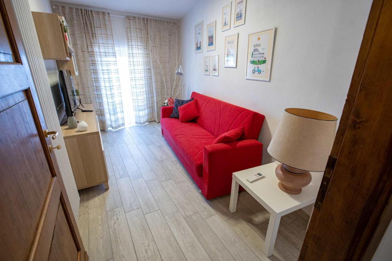 Montepescali Le Logge Casa Vacanze מראה חיצוני תמונה